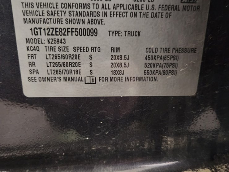 2015-gmc-2500-image-14