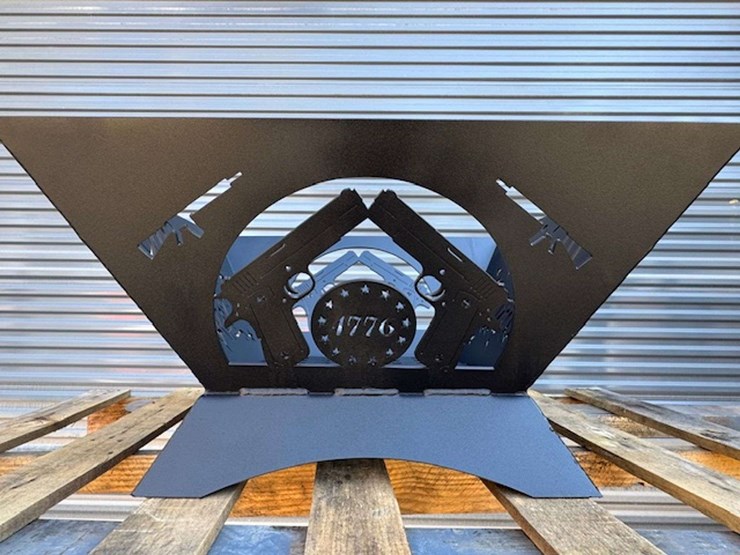 "we-the-people"-iron-fire-pit-image-3