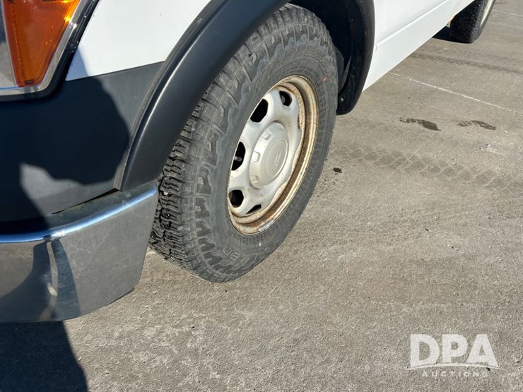 ford-f150-xl-image-13