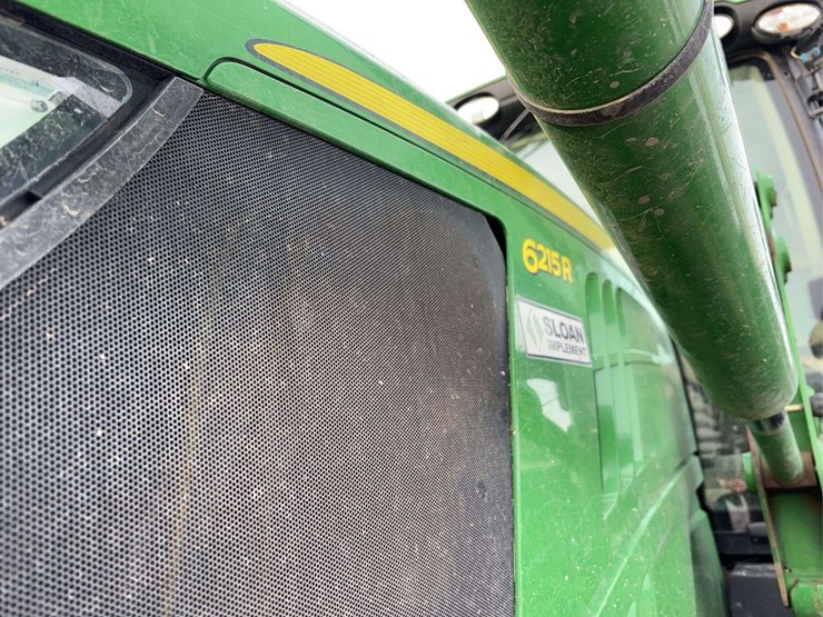 john-deere-6215r-image-2