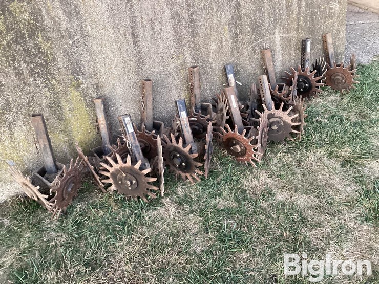 yetter-trash-wheels-image-2