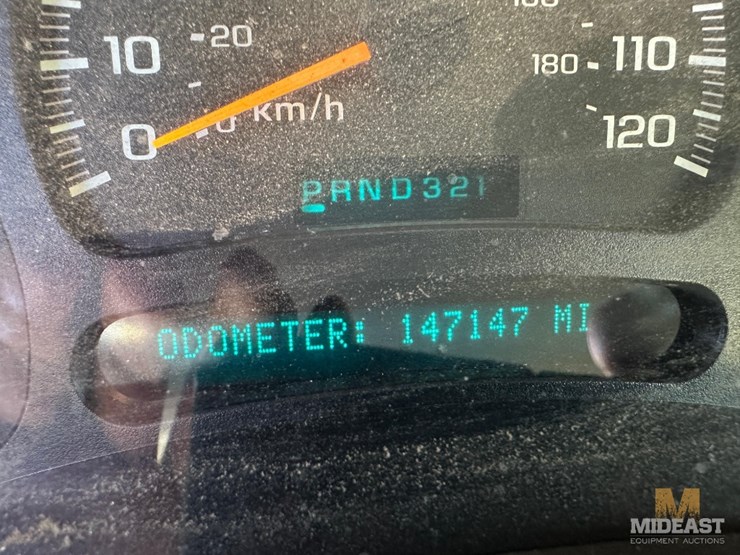 2005-chevrolet-2500hd-image-12