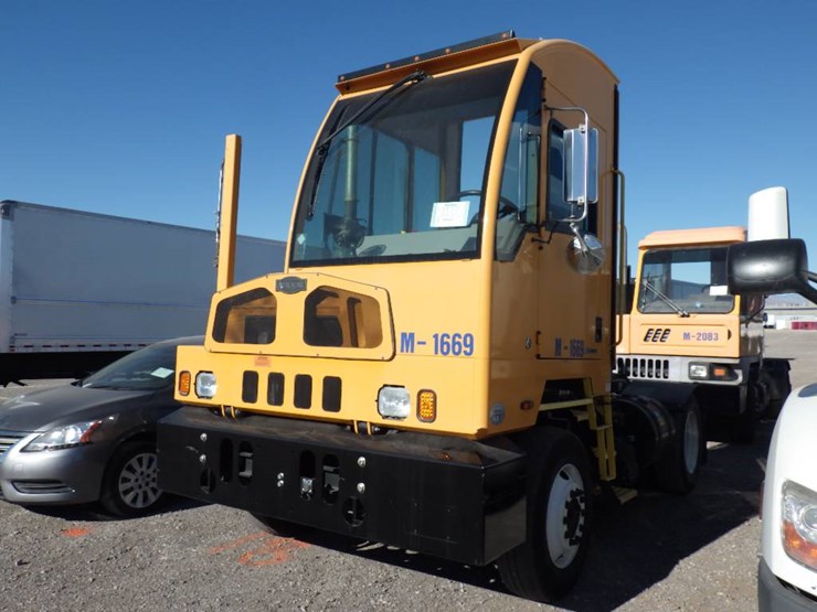 2016-autocar-xspotter-image-1