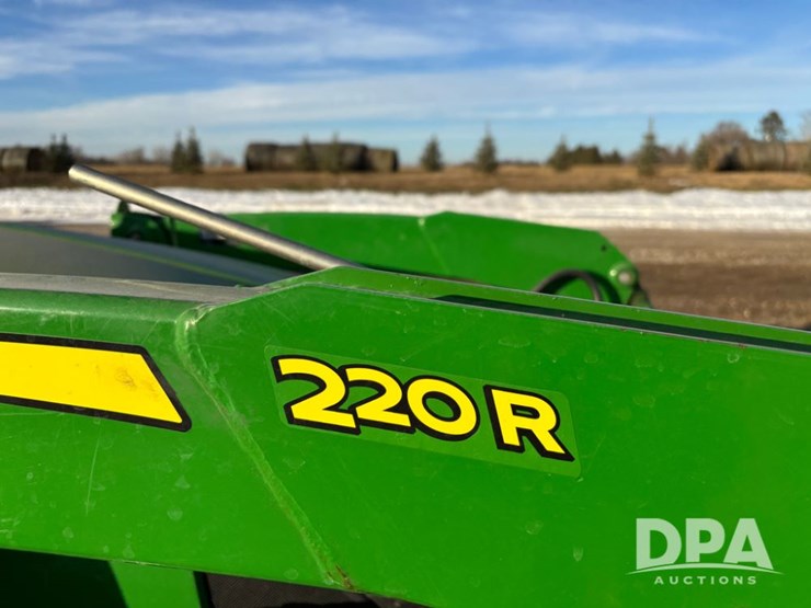 john-deere-2032r-image-37