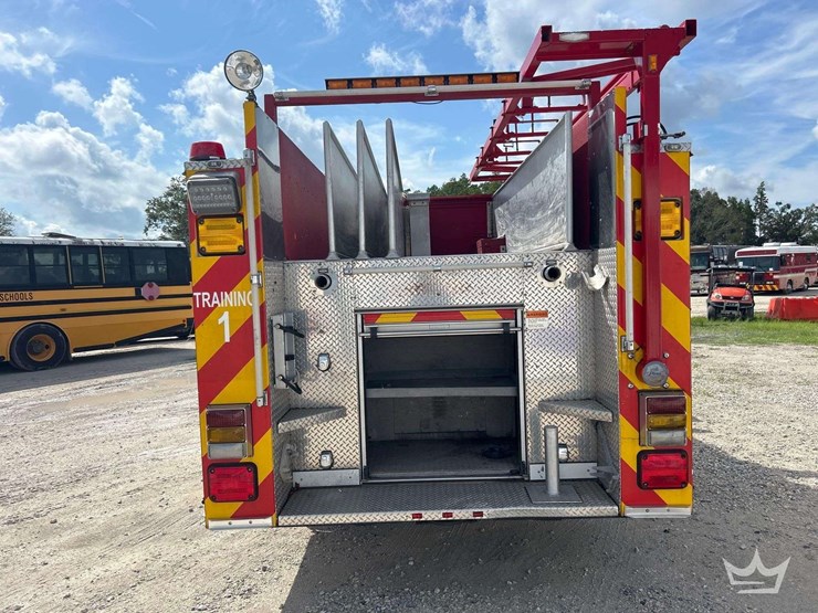 2001-pierce-spartan-model-tilt-pumper-fire-truck-image-37