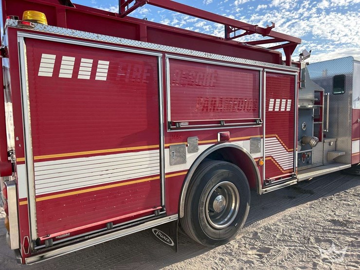 2004-pierce-tilt-crew-cab-pumper-fire-truck-image-28