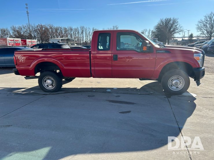 ford-f250-xl-image-10
