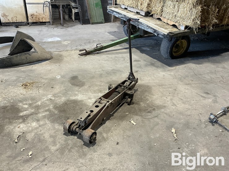 manley-mfg-6-36-floor-jack-image-1