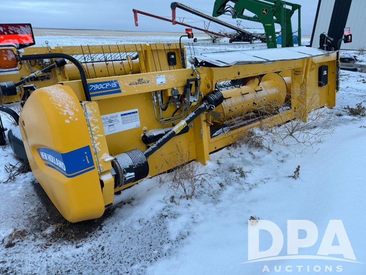 2023-new-holland-790cp-image-5