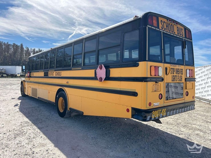 2008-freightliner-b2-image-4