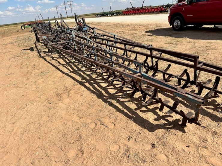 sam-stevens-sand-fighter-image-1