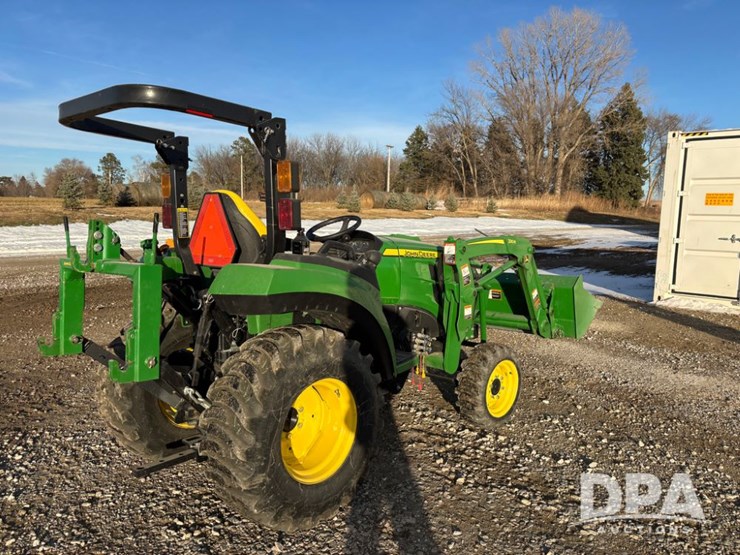 john-deere-2032r-image-6