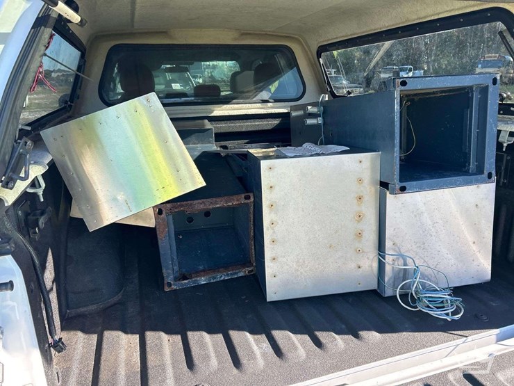 2016-ford-f150-image-13