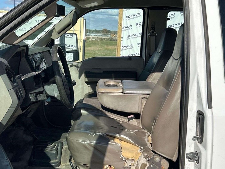 2008-ford-f350-image-12