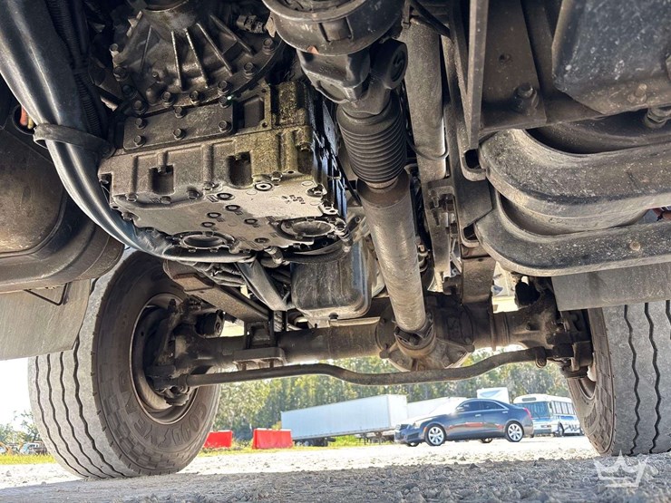 2013-international-workstar-7400-image-48