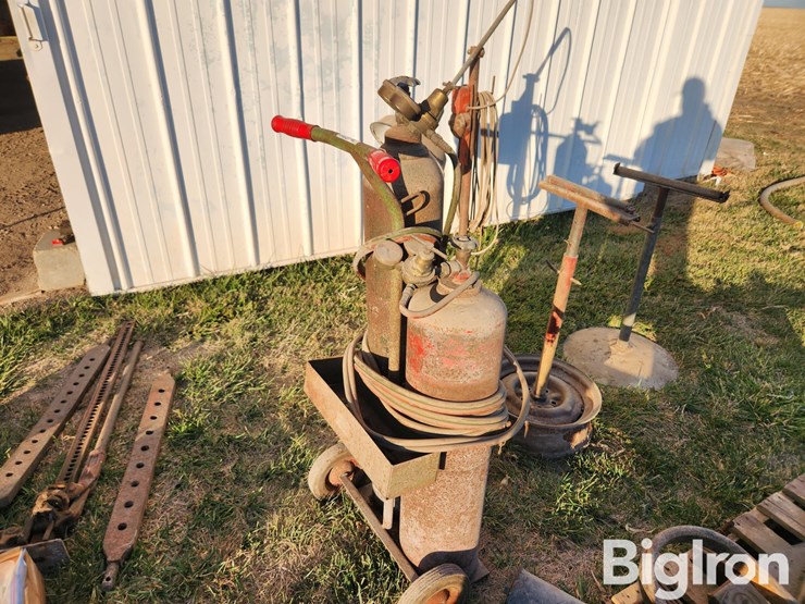 cutting-torch-image-1