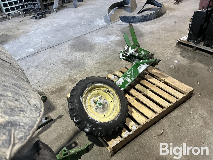 john-deere-1690-image-4