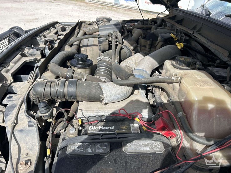 2013-ford-f450-image-8