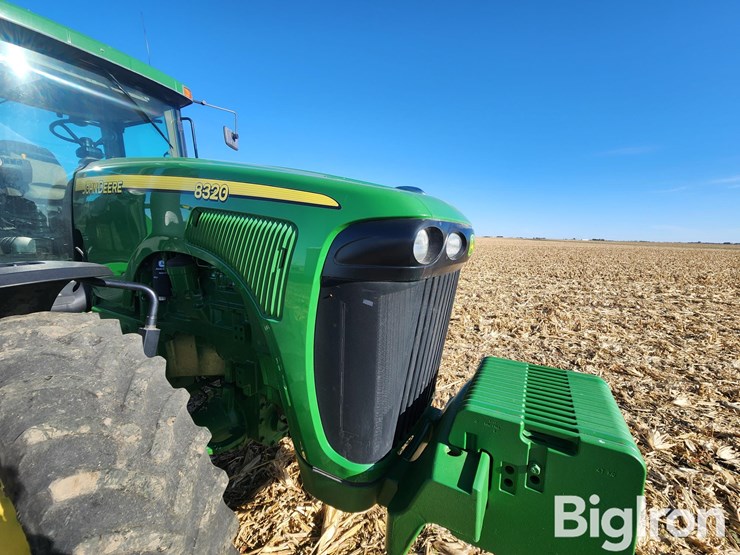 john-deere-8320-image-17