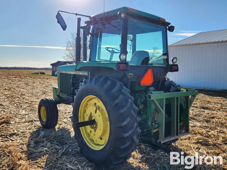 john-deere-4440-image-7