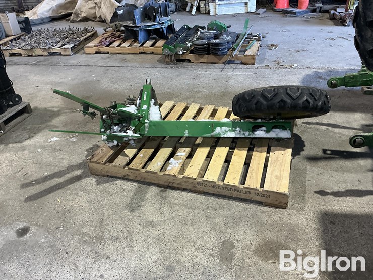 john-deere-1690-image-6