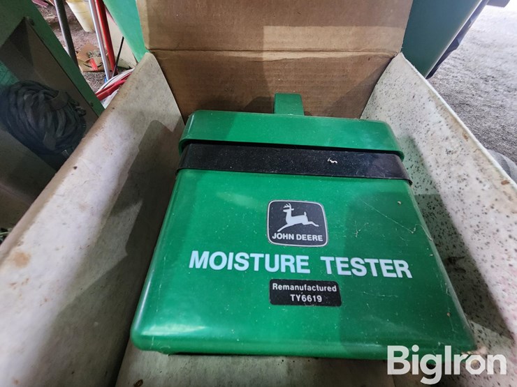 john-deere-200-image-6