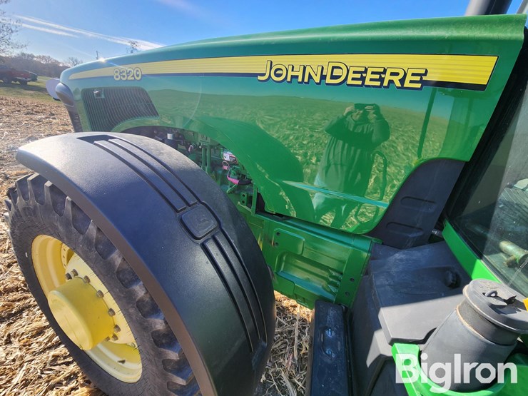 john-deere-8320-image-15