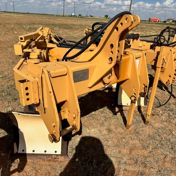 BAKER 5 BOTTOM SWITCH PLOW