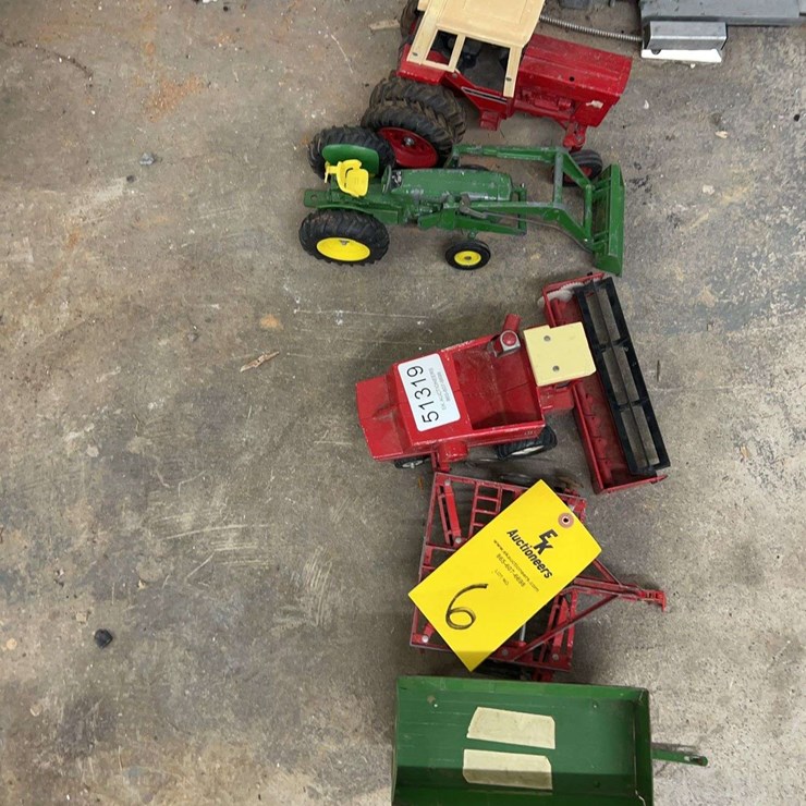 MISC TOYS- INTERNATIONAL TRACTOR, JOHN DEERE W/ LOADER, INTERNATIONAL COMBINE, DISC, WAGON