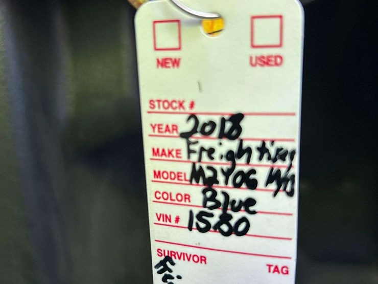 2018-freightliner-m2-106-image-46