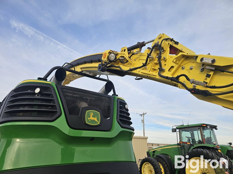2024-john-deere-9900i-forage-harvester-image-13