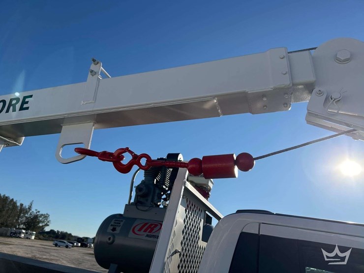 2022-ford-f450-image-24