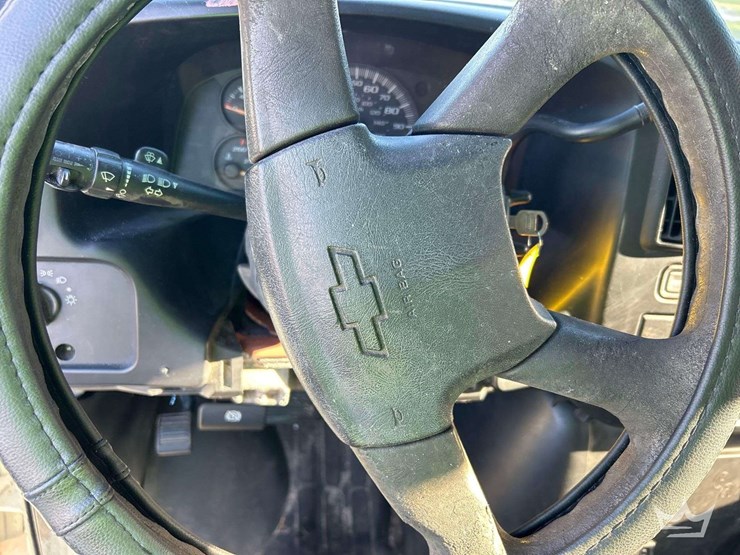 2006-chevrolet-express-3500-image-13