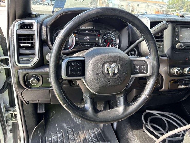 2022-dodge-ram-4500-image-27