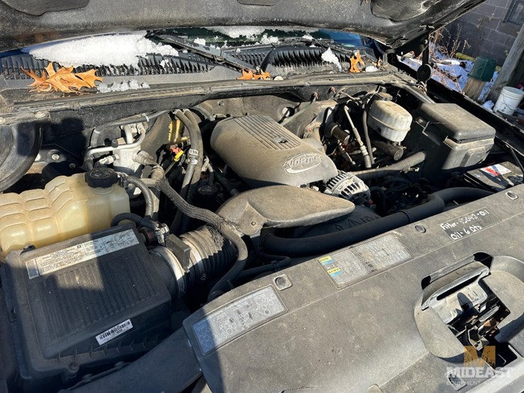 2005-chevrolet-2500hd-image-18