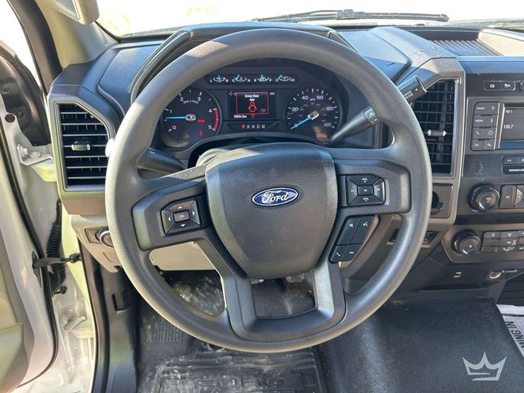 2022-ford-f450-image-11