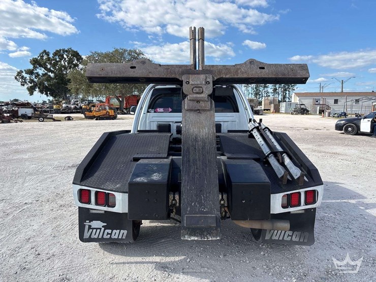 2022-dodge-ram-4500-image-37