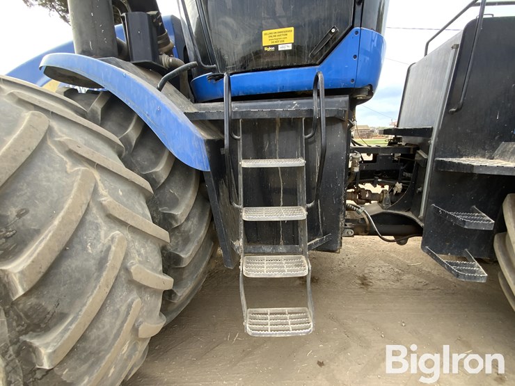 new-holland-t9030-image-17
