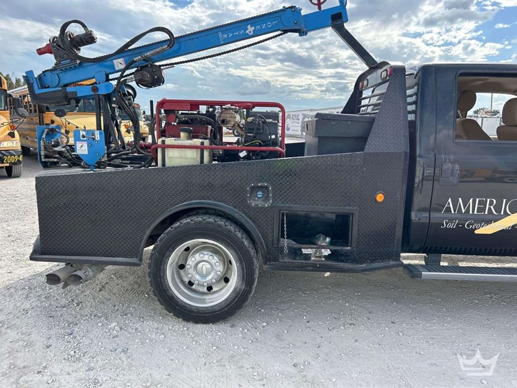 2013-ford-f450-image-30