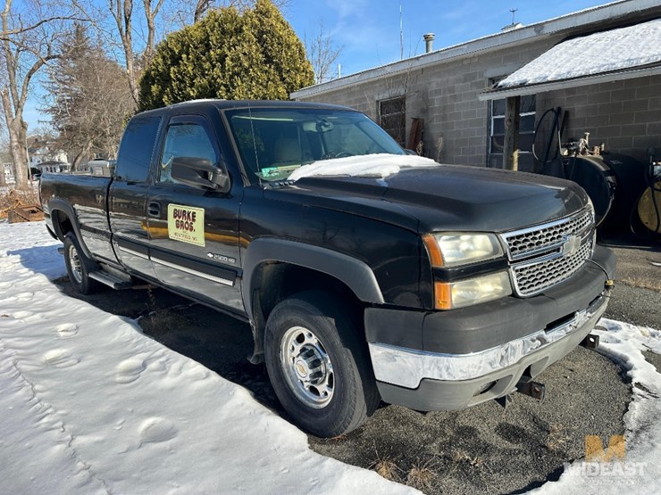 2005-chevrolet-2500hd-image-4