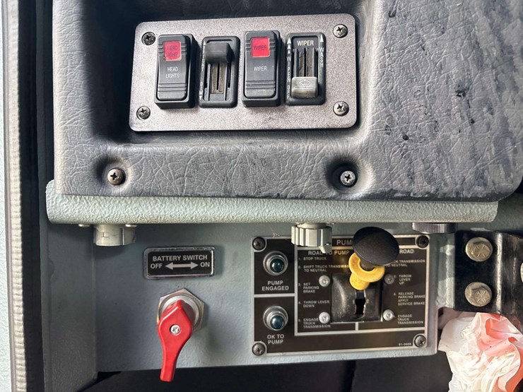 2004-pierce-enforcer-image-15