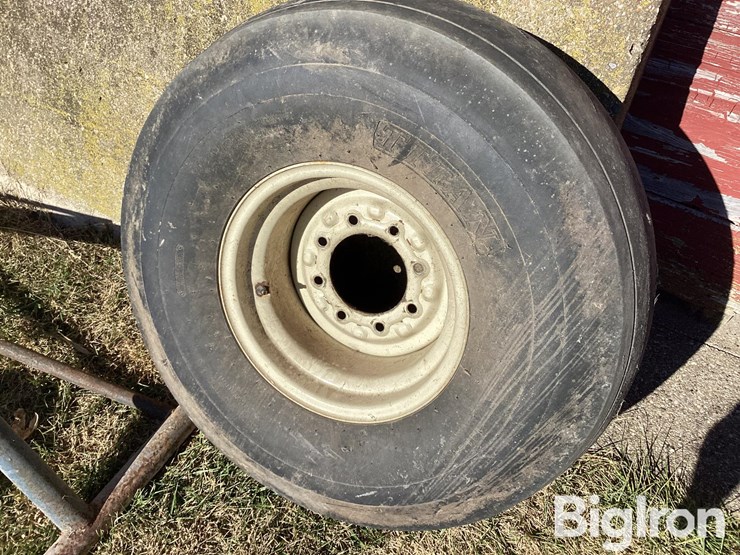 ez-trail-1348-b-400-bu-gravity-wagon-image-18