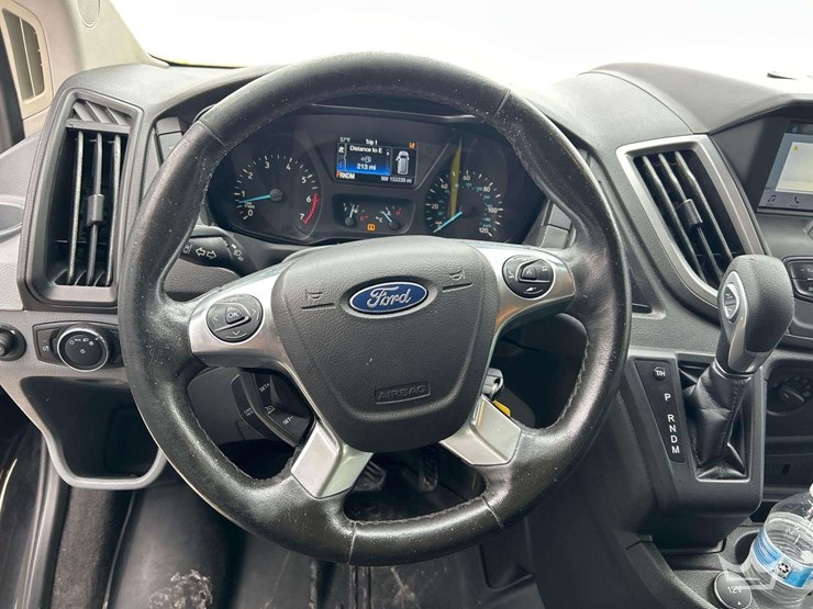 2017-ford-transit-image-11