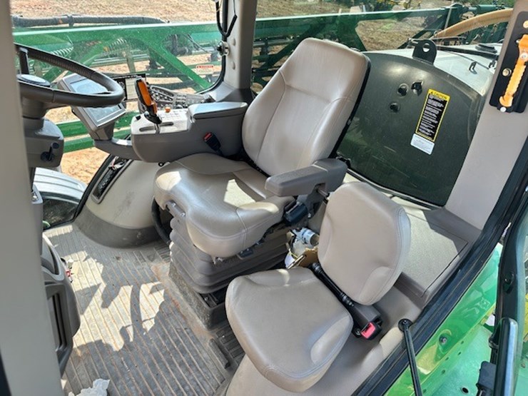 john-deere-r4030-image-4