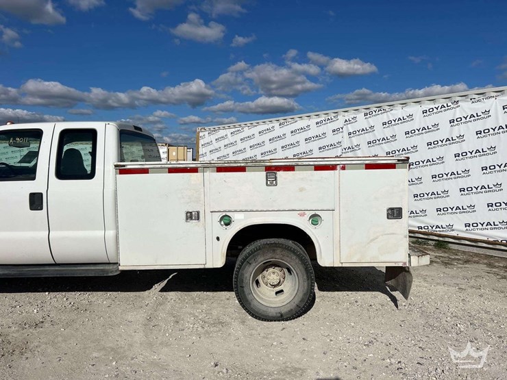 2008-ford-f350-image-23