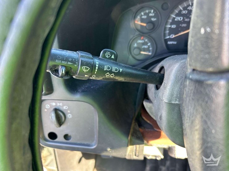 2006-chevrolet-express-3500-image-16