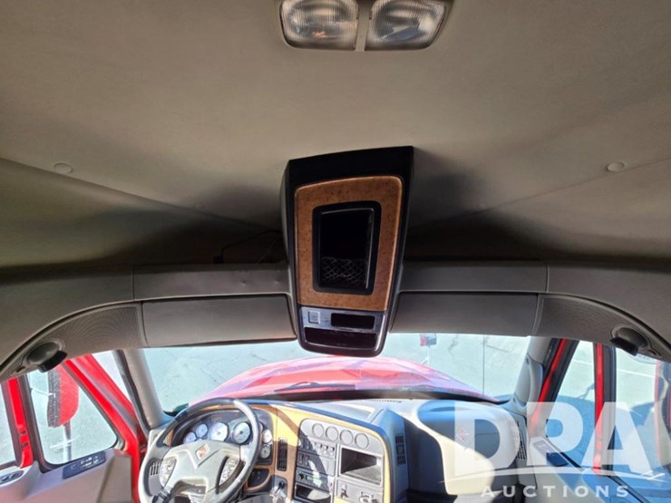 2011-international-prostar-image-29