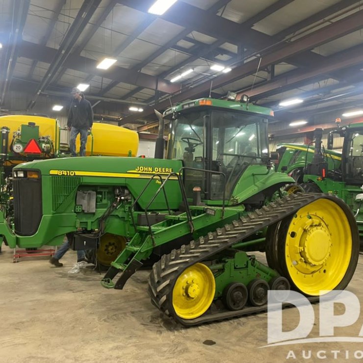 JOHN DEERE 8410T