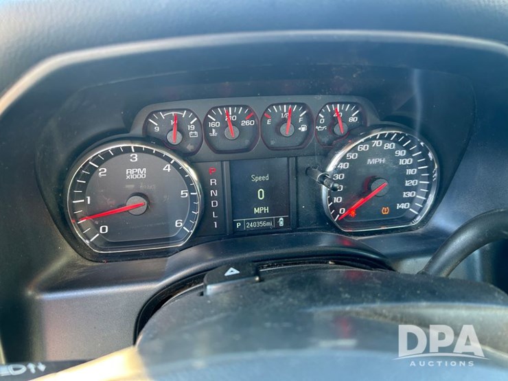 chevrolet-silverado-2500-image-38