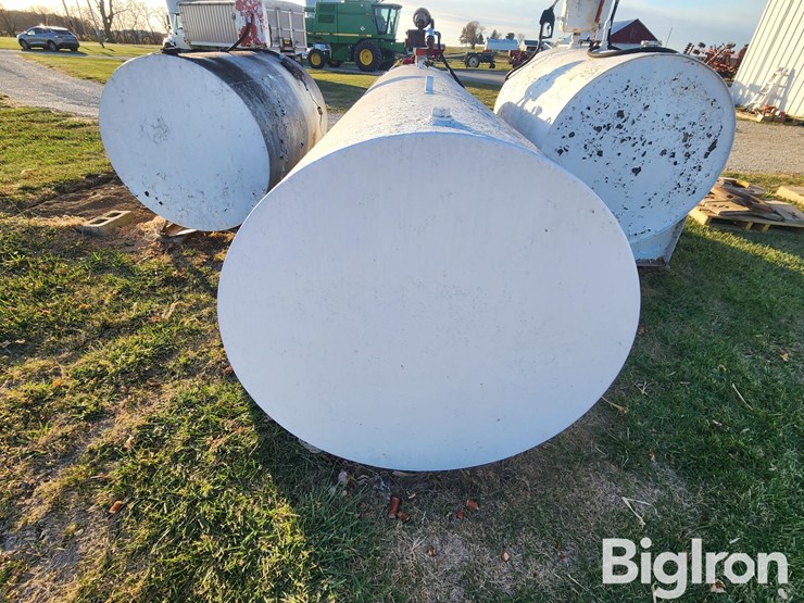 1,000-gal-fuel-tank-w/-electric-pump-image-6